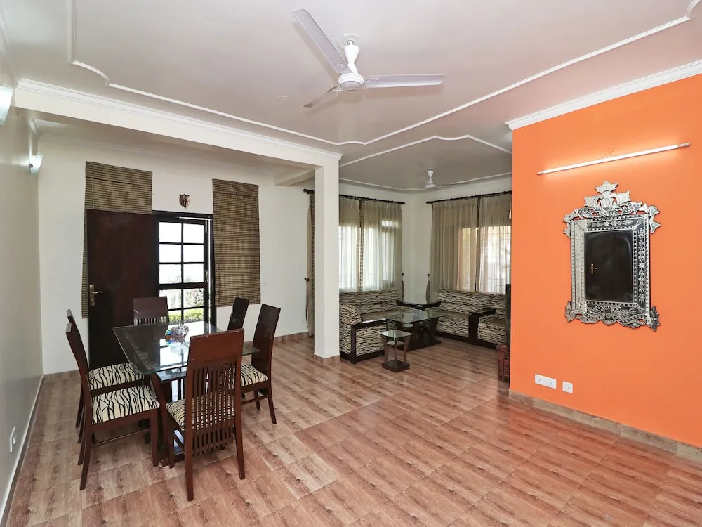 OYO Home 14362 Valley 4BHK