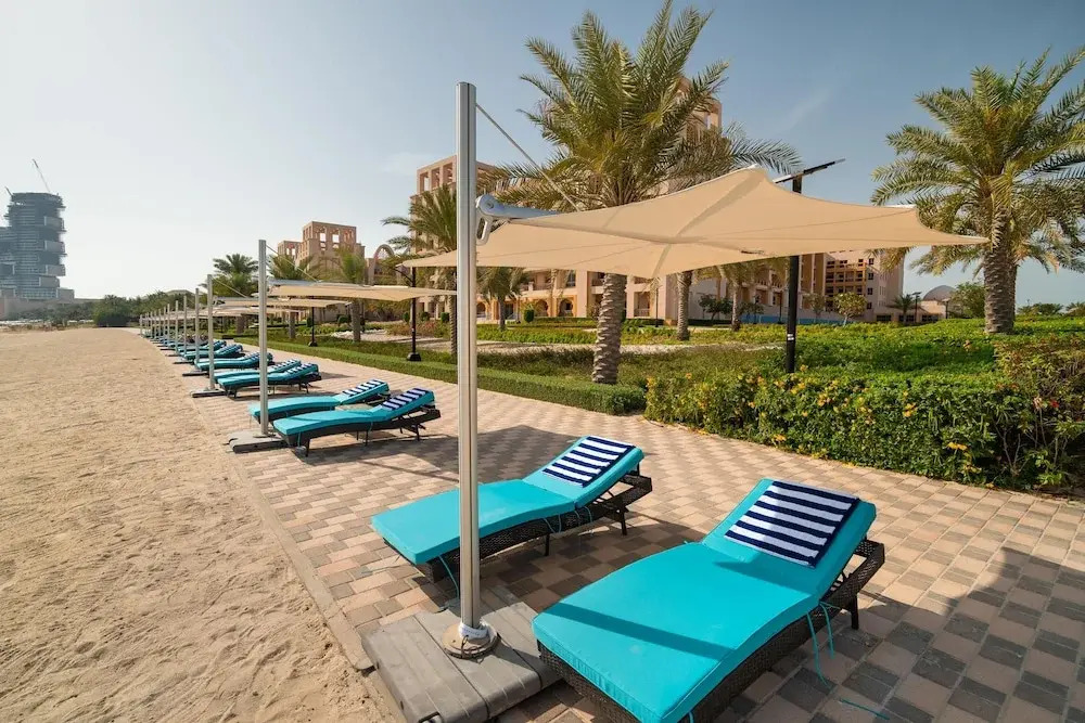Pool View 1BR on Palm Jumeirah