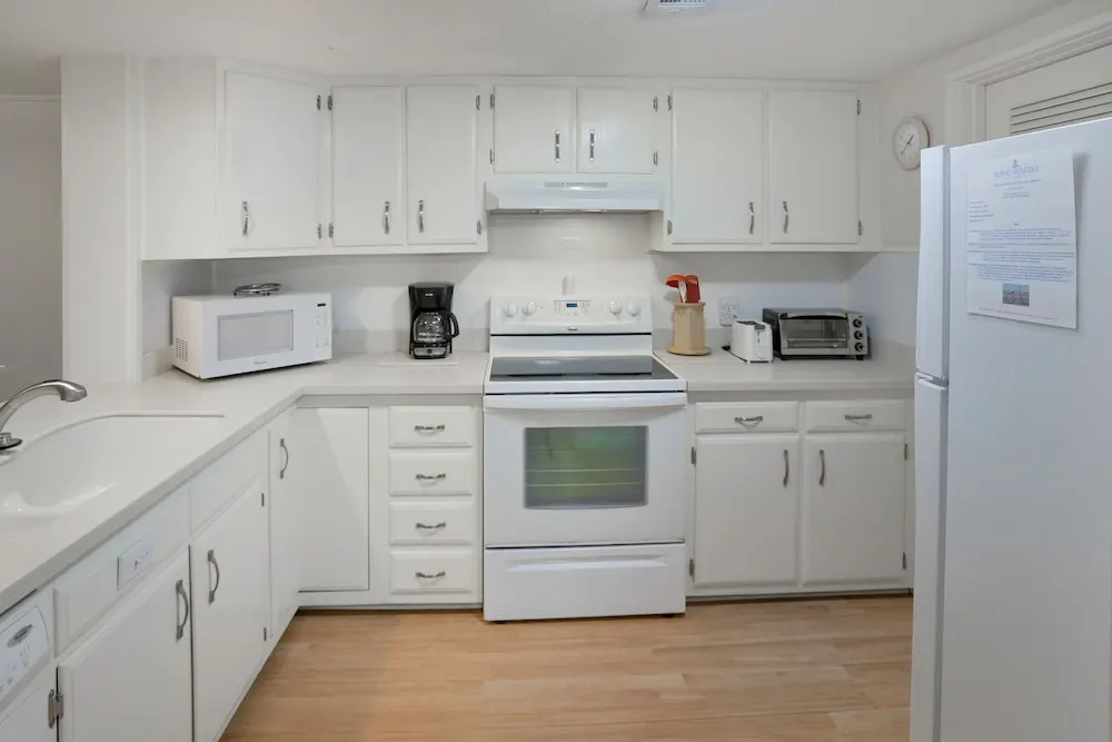 New Listing! Updated Golf & Beach Villa w/ 2 Pools villa