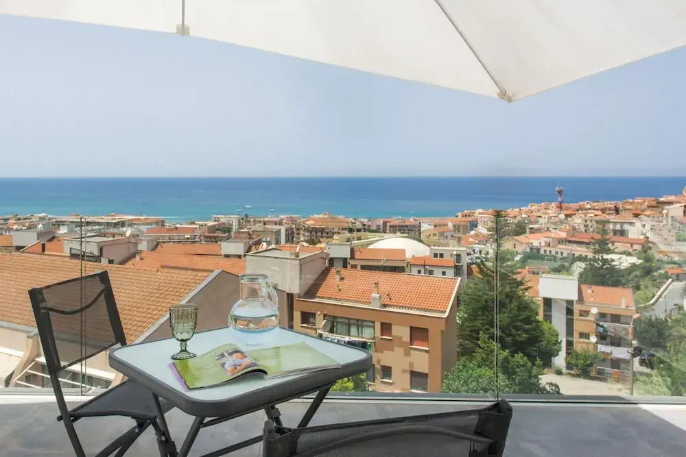 Una Terrazza Vista Mare su Cefal