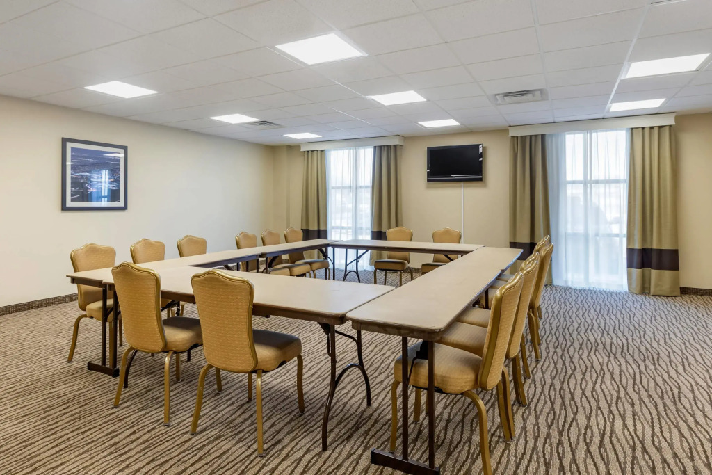 MainStay Suites Near Denver Downtown