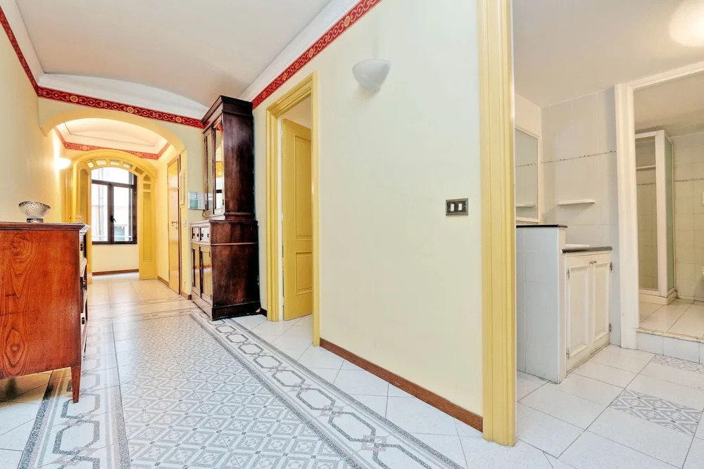 Frattina Halldis Apartments