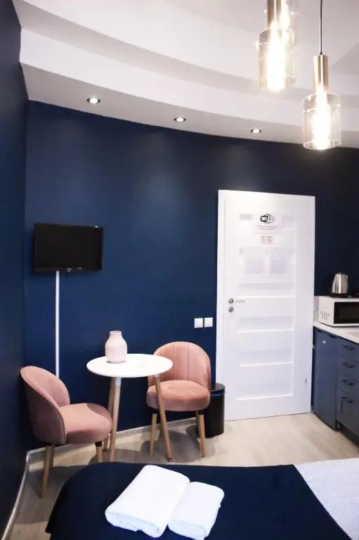 EURO-ROOM