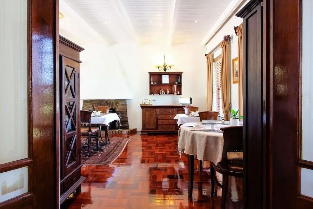 Cape Village Lodge