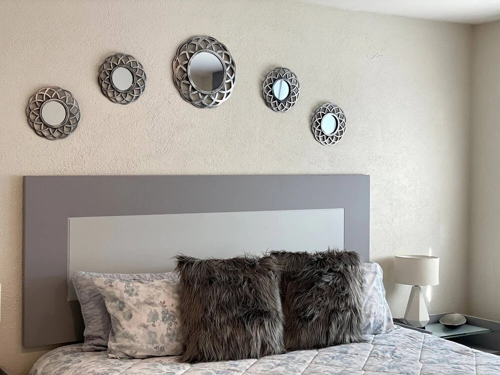 Large and Comfortable Apartment in Napoles Area Neighborhood