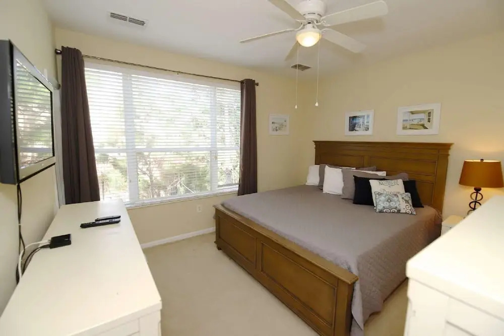 5075 Vista Cay