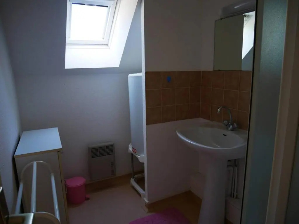 Maison proche plage avec jardinet, 3 pièces, 40m², parking privé, animaux acceptés - FR-1-478-131