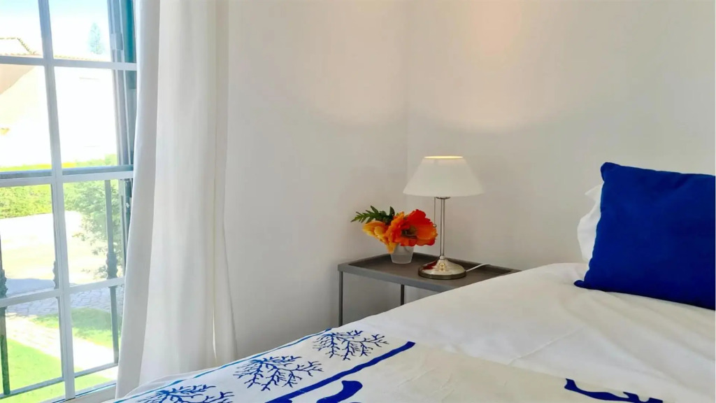 Vila Castro, Cleverdetails CD239