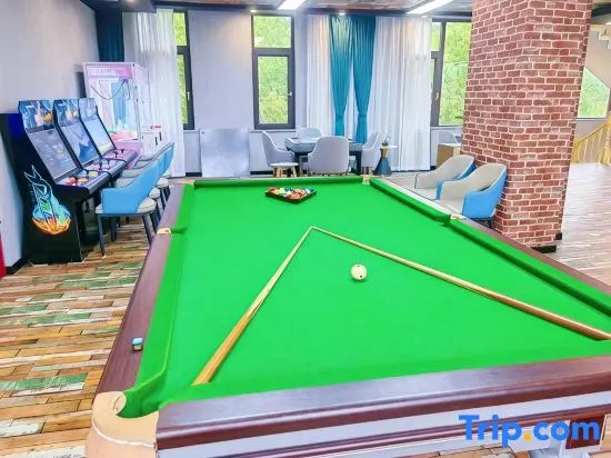Floral Hotel·Time Train Hotel