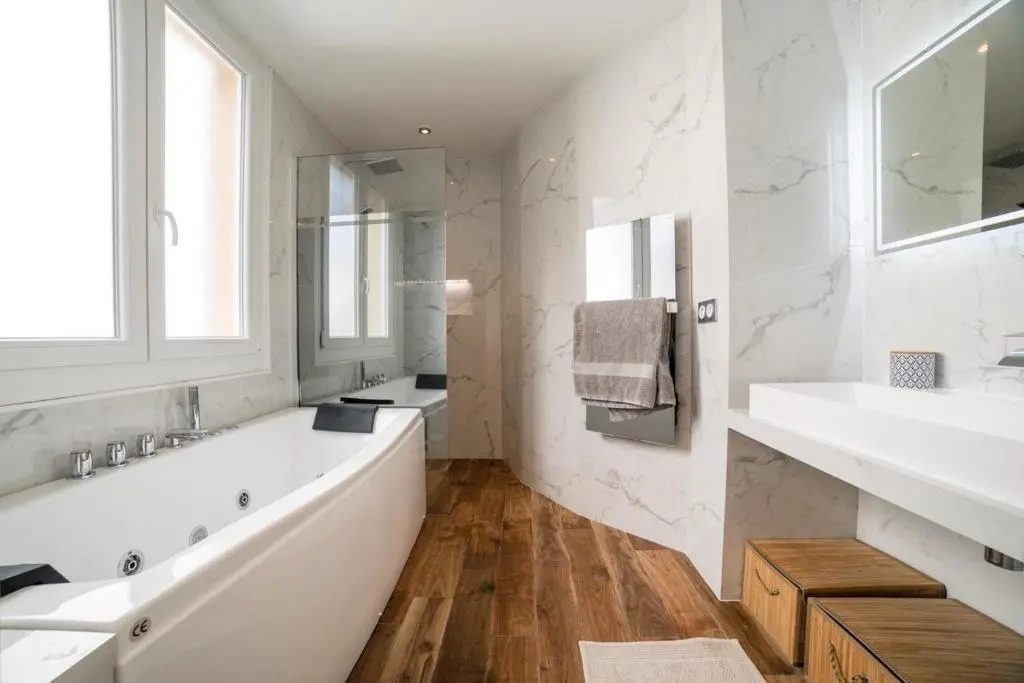 Superb Modern 2BR Flat Close to Croisette