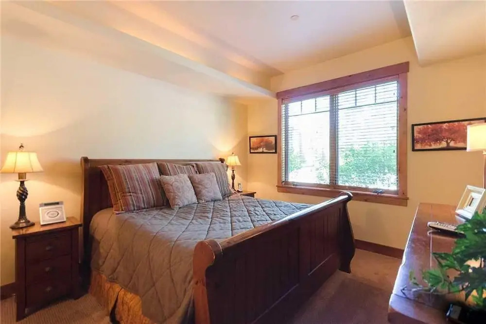 5109 Emerald Lodge, Trappeur's Crossing Apartment 4