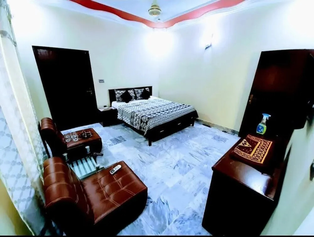 Galaxy Family Hotel Karachi Airport