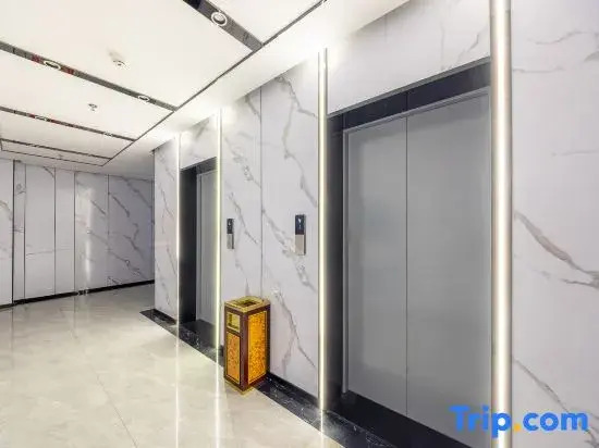 Yihui Hotel (Baiyin Bus Station Branch)