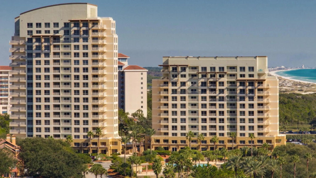 Luau II 6231/6233 - flr2 - 2BR 2BA