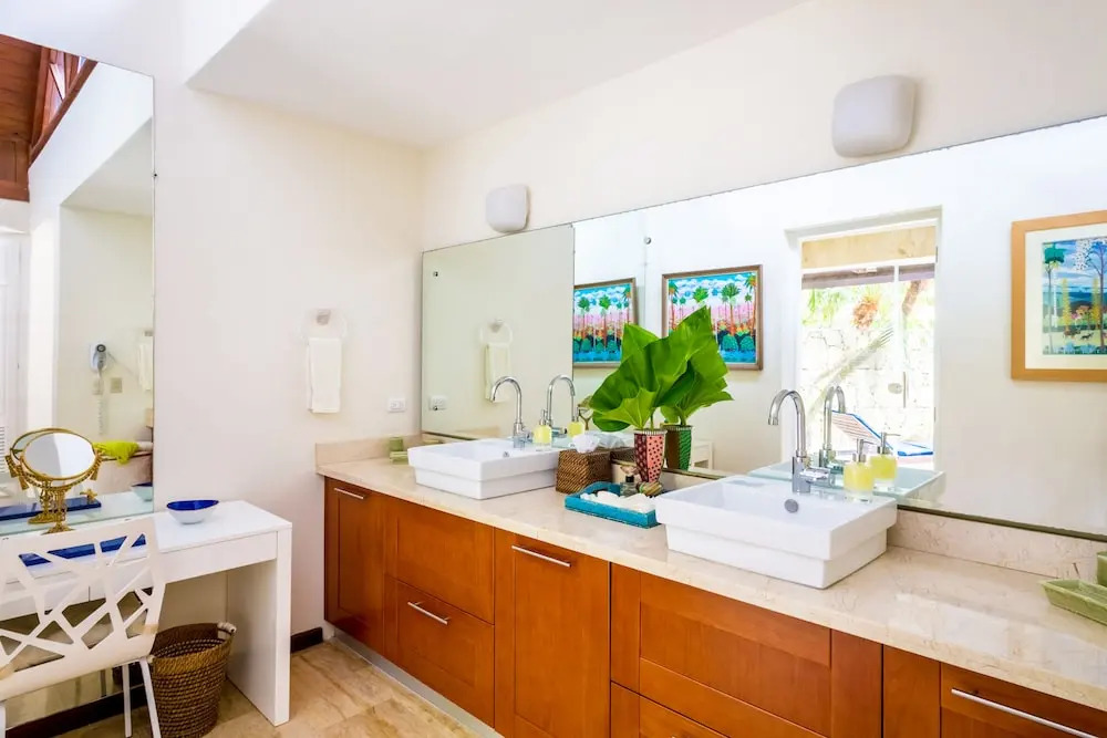 Unlimited Luxury Laureanne's Villa