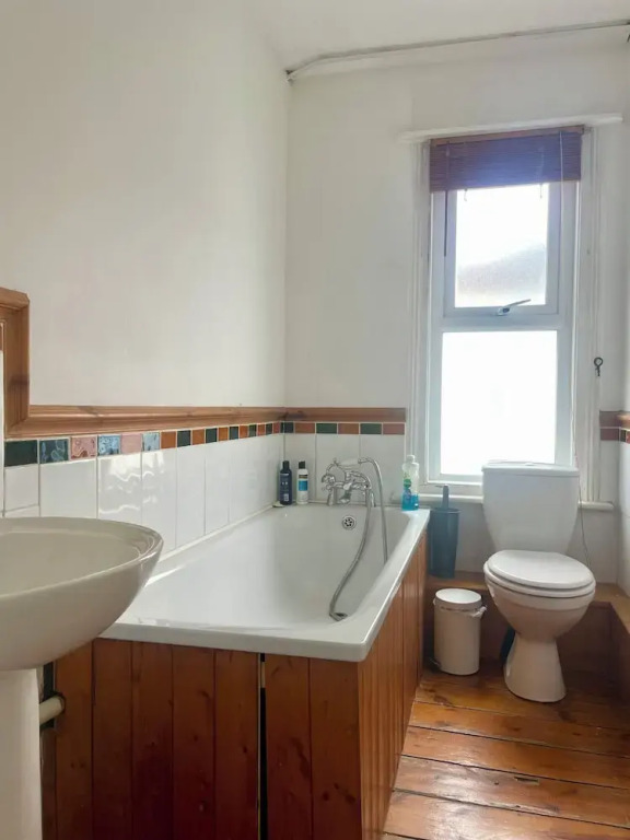 Charming Brighton Townhouse