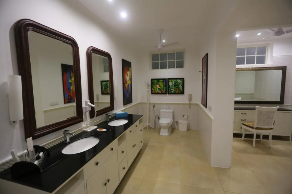 Mayfair Palm Beach Resort