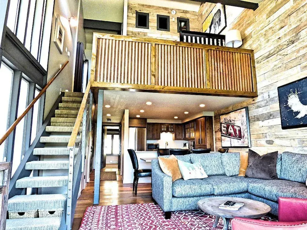 Lift Tickets Perfect Penthouse Rustic Finishes Fireplace
