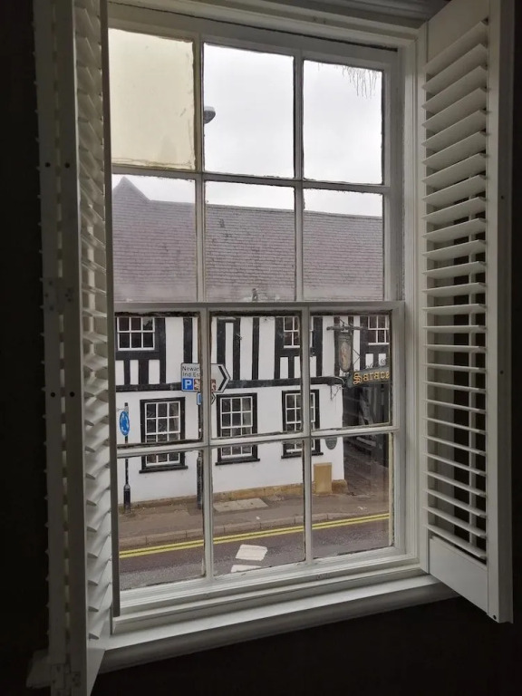 The Crown Hotel Southwell