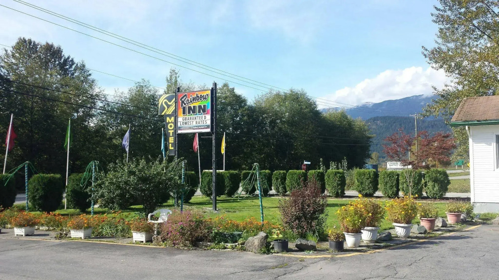 Rainbow INN