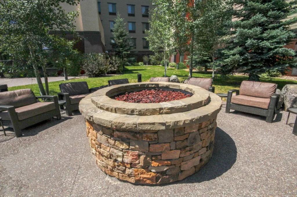 ECHO Suites Extended Stay by Wyndham Bozeman