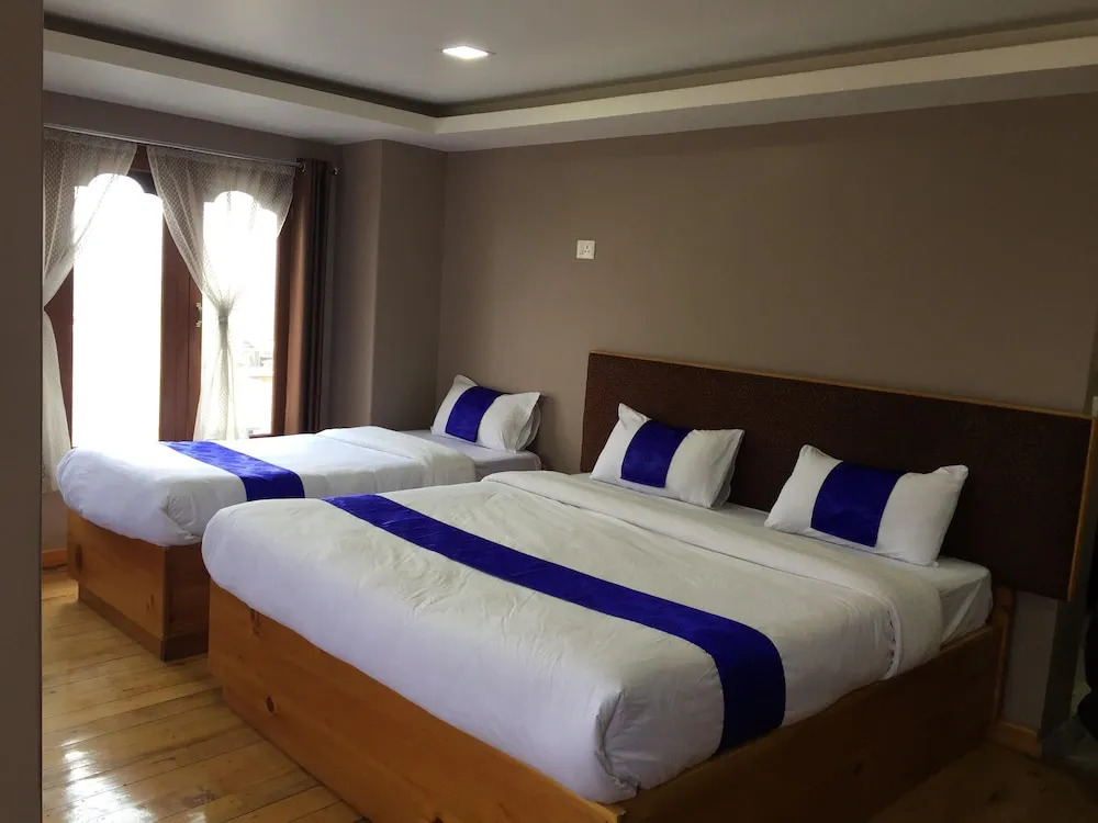 Tashiling Hotel