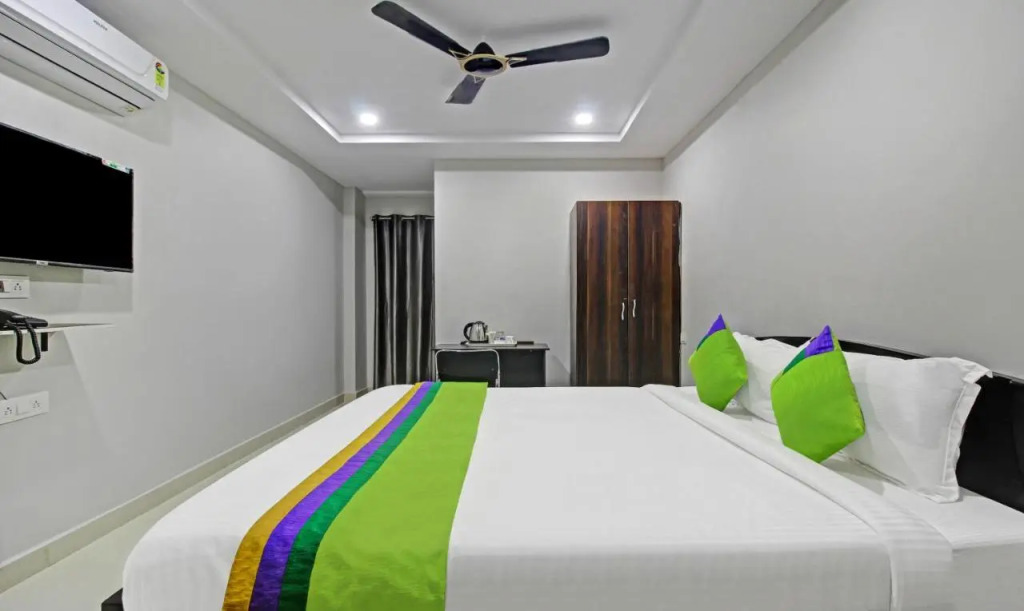 Itsy Hotels Sunrise Grand, Hitech City