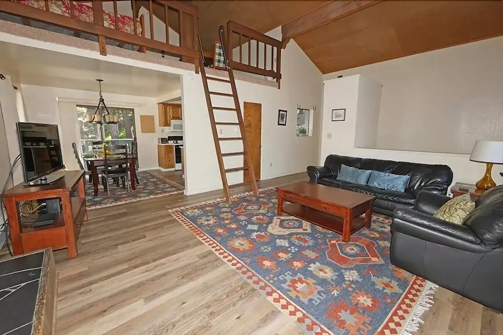 3330 Pine Hill Road 2 Bedroom Home by RedAwning