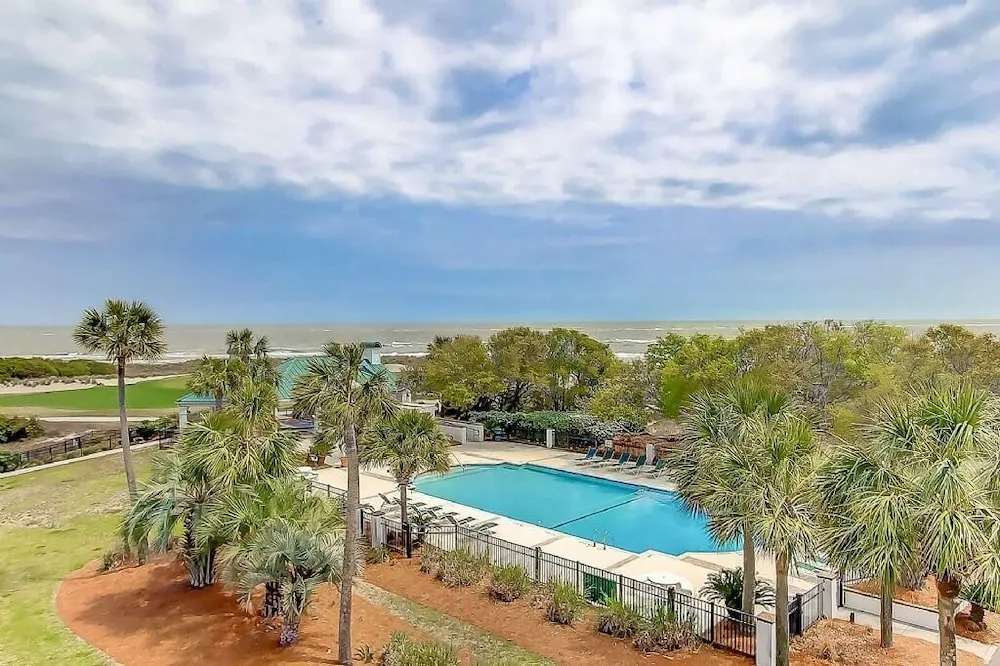 32 Ocean Point