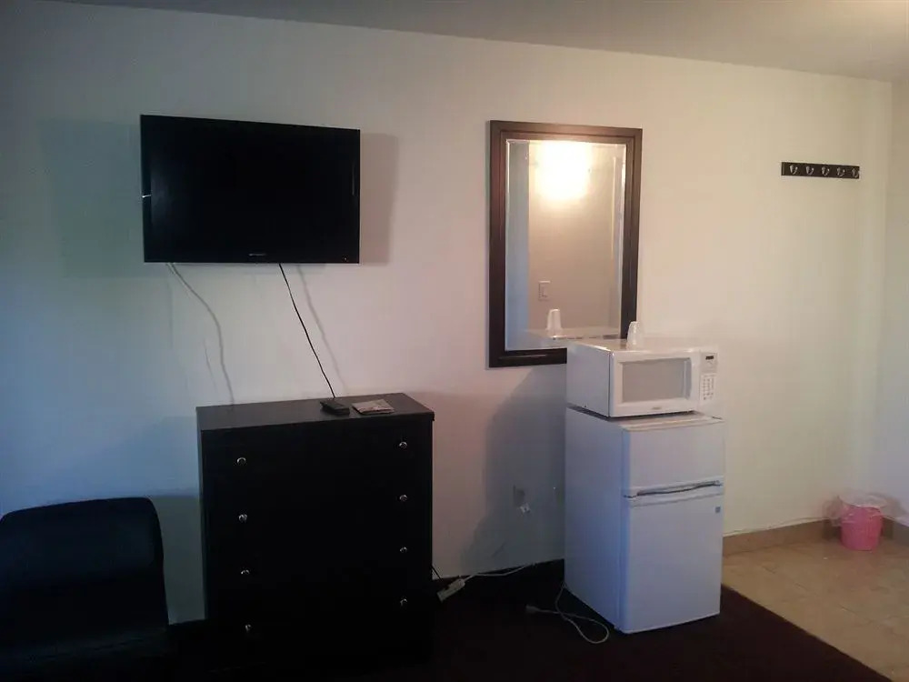 Americas Best Inn & Suites Niagara Falls