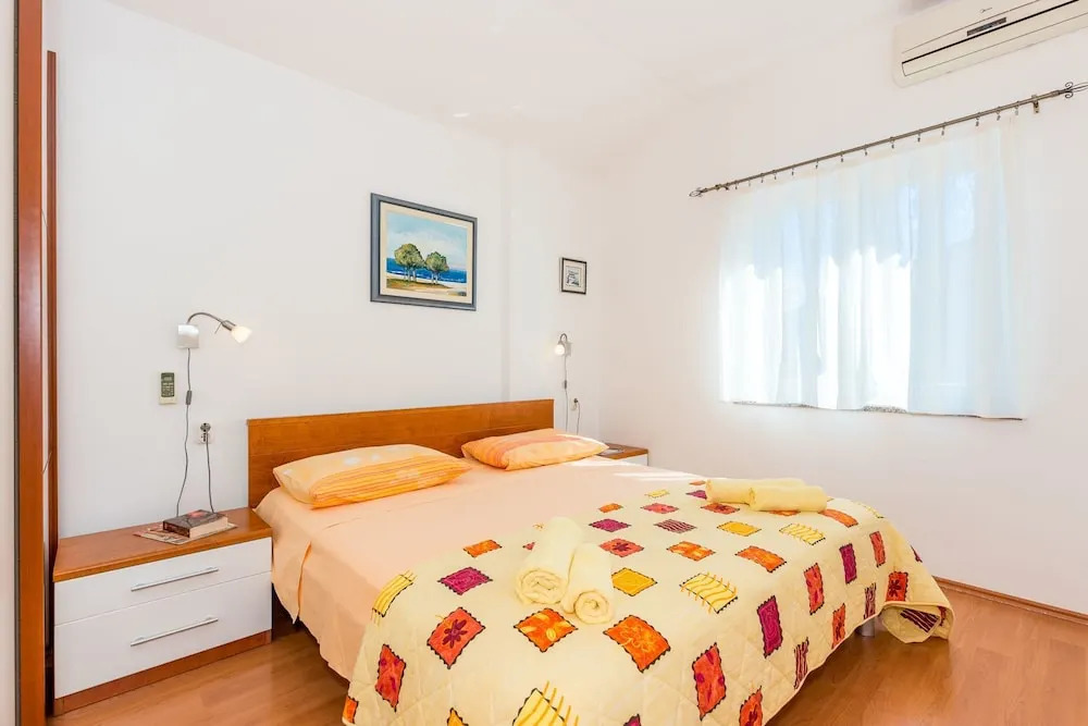 Apartments Ivan Sea View Lun