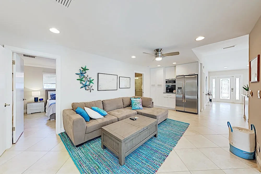 New Listing! Eden By The Sea Beach W/ Pool 3 Bedroom Home