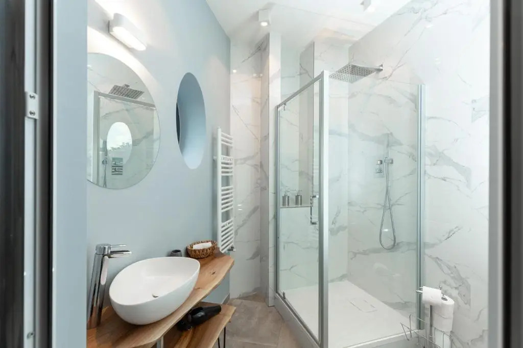 Metropole Apartments Royal Residence