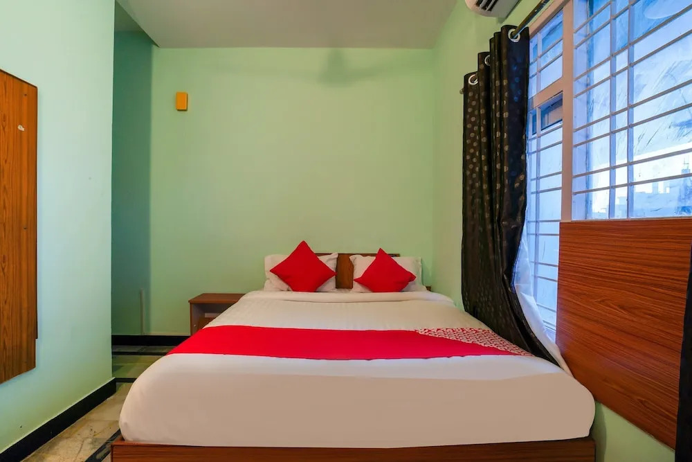 Hotel O Raja Residency Near Snow World
