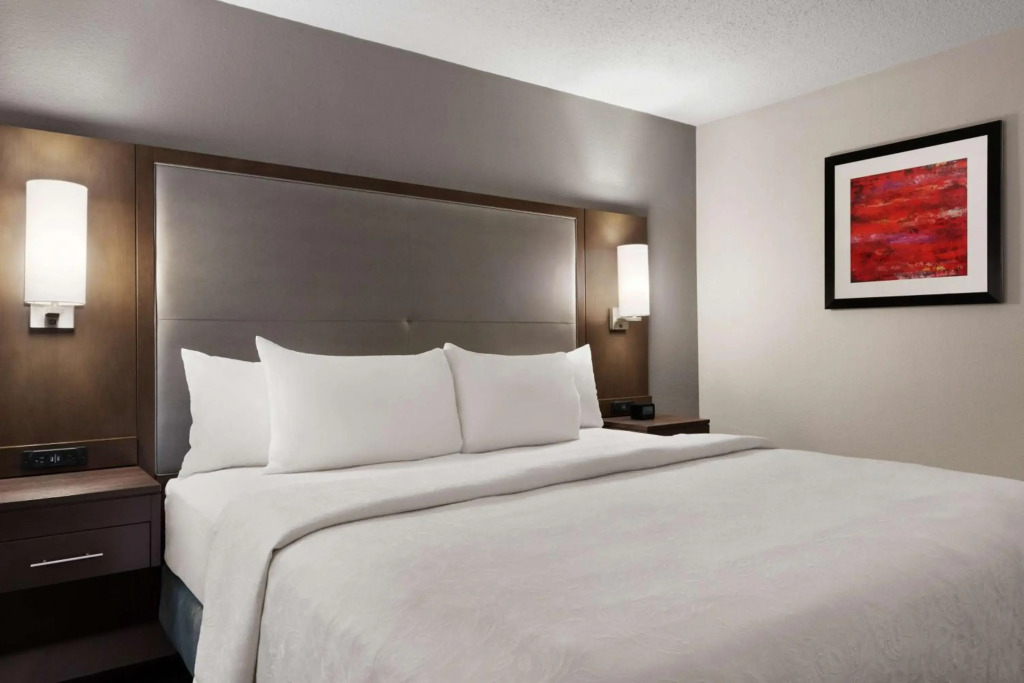 Addison Suites