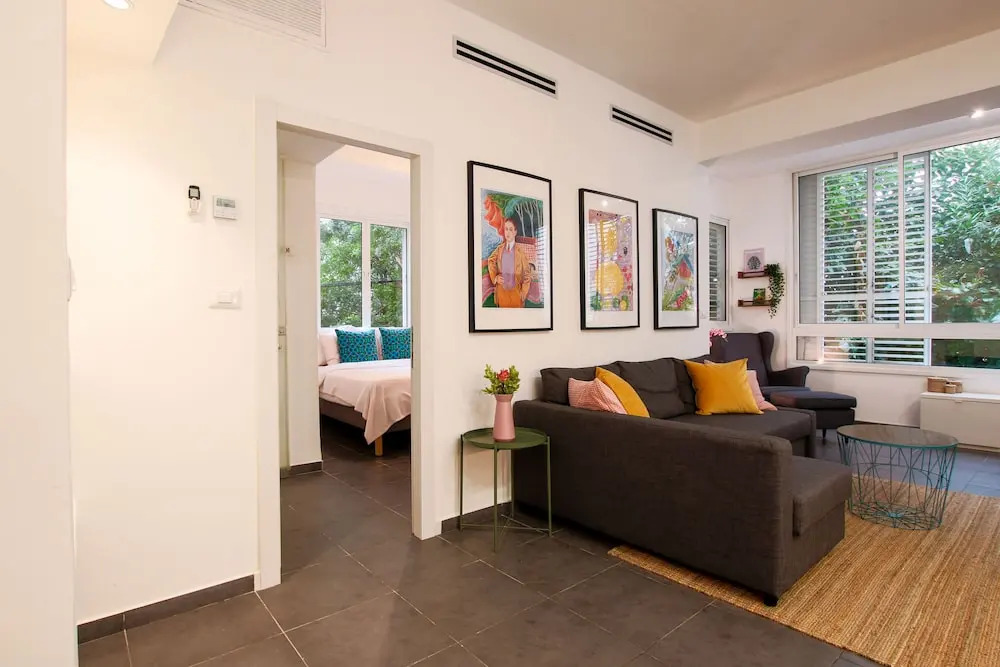 Gorgeous Gordon Getaway 3BR Near Sea