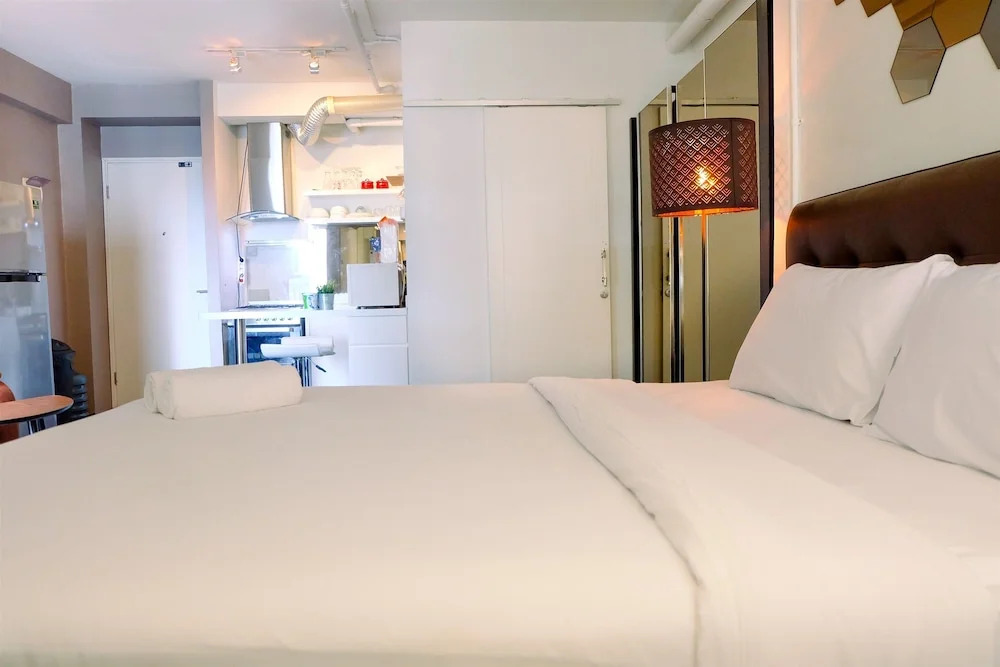 Large and Minimalist Studio at Pakubuwono Terrace Apartment