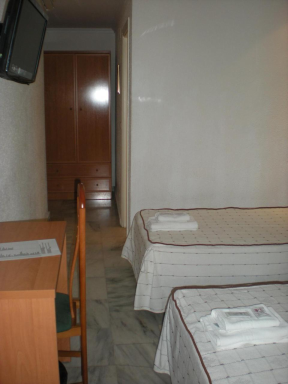 Ella Torremolinos Centro