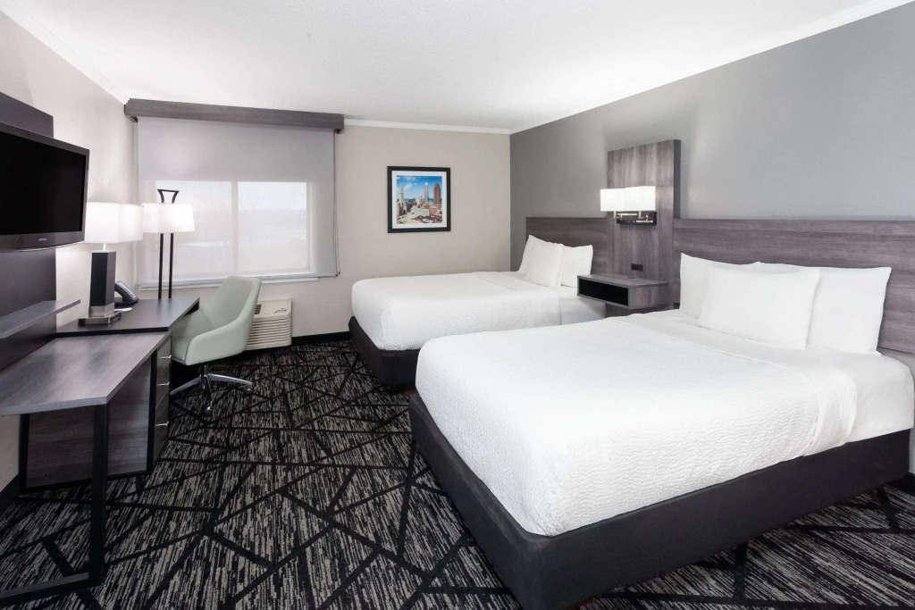 La Quinta Inn by Wyndham Cleveland Independence