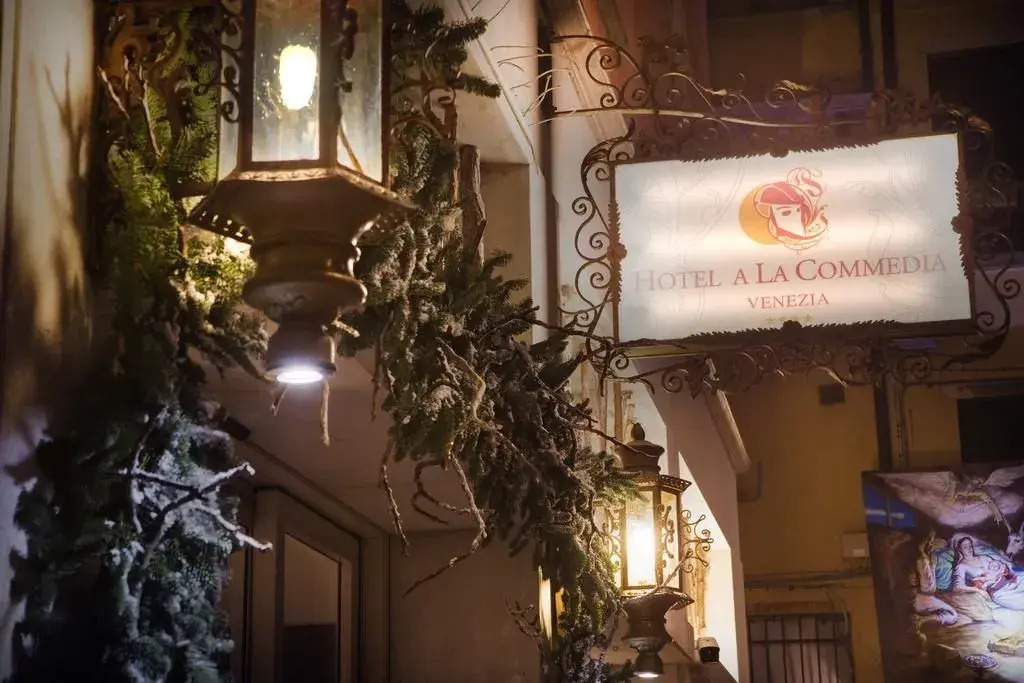 Hotel A La Commedia