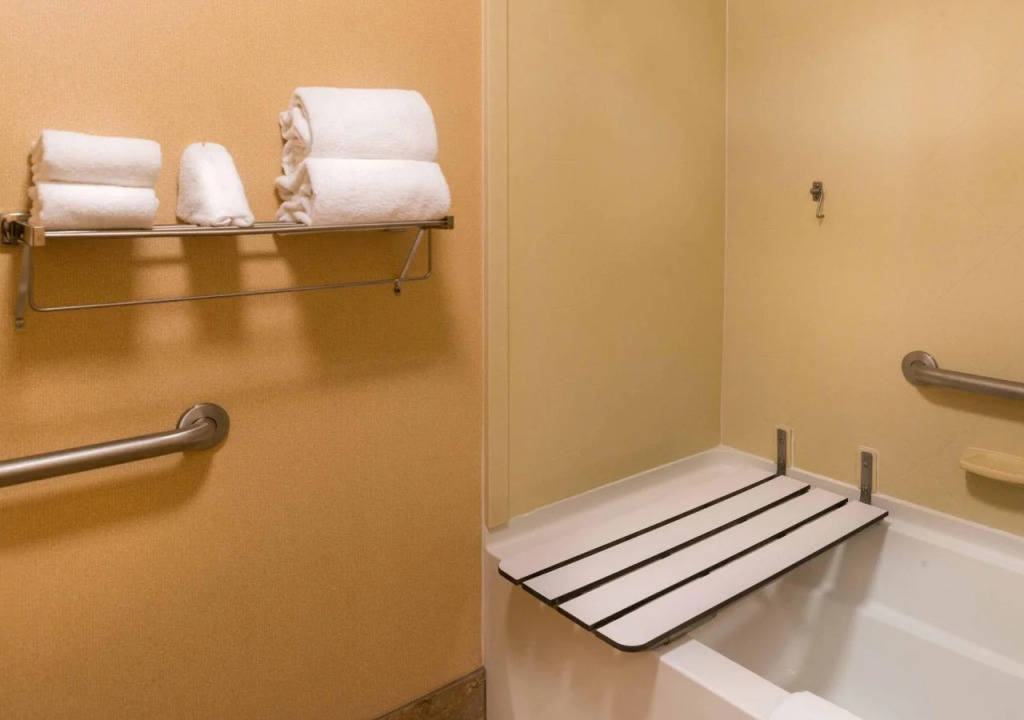 Hampton Inn Channel Islands Harbor