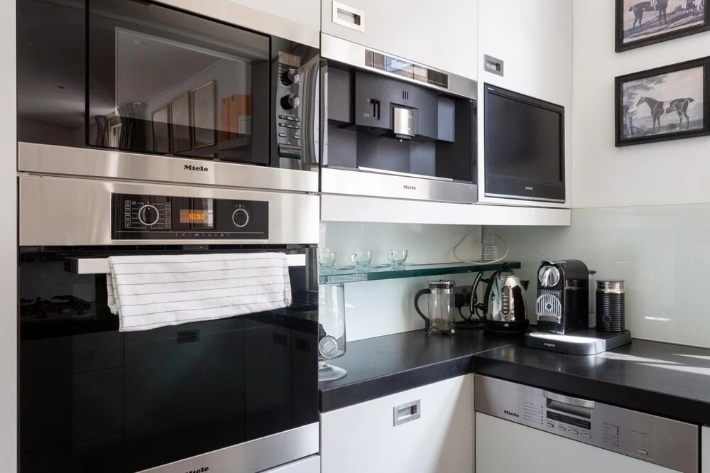 Classy 5BR Roof Terraced Fully AC Kensington House