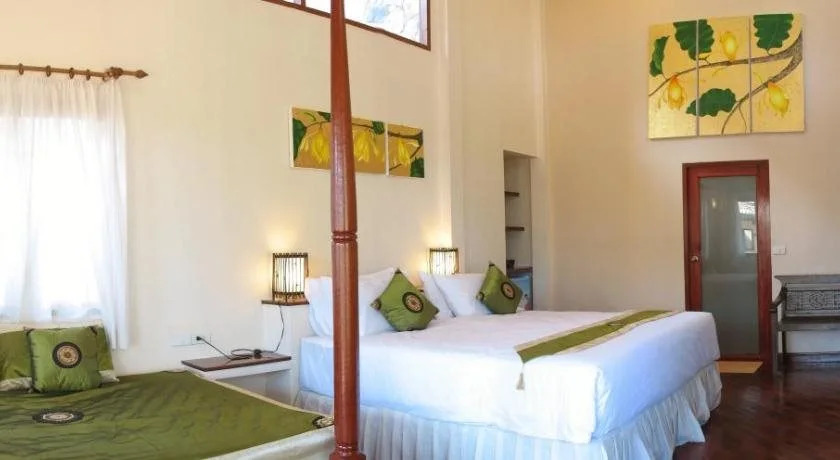 Khanom Hill Resort