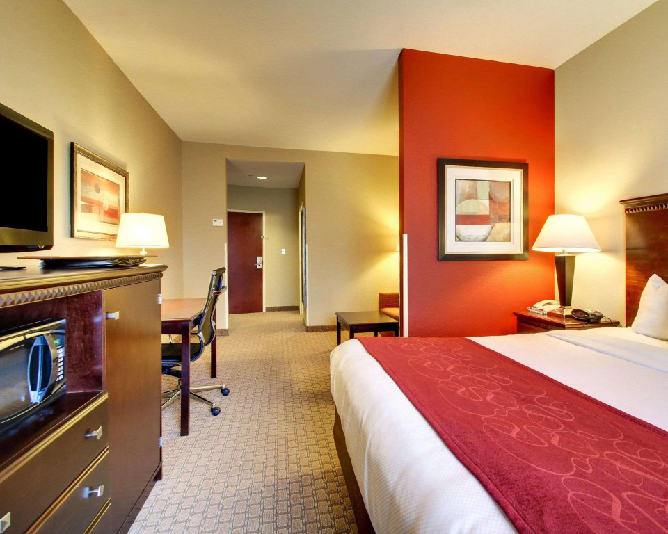 Comfort Suites Biloxi/Ocean Springs