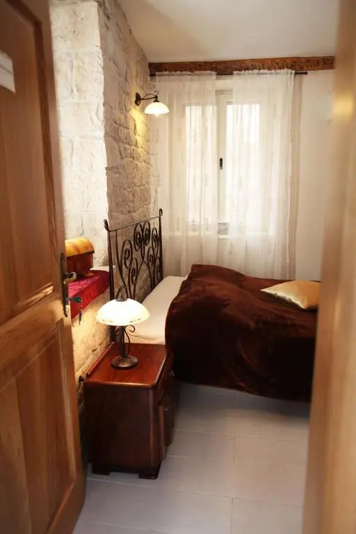 Tragurium & Salona Apartments