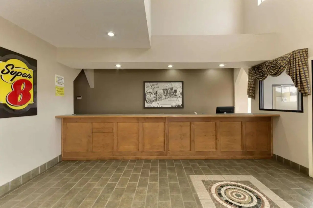 Best Western Fairwinds Inn & Suites
