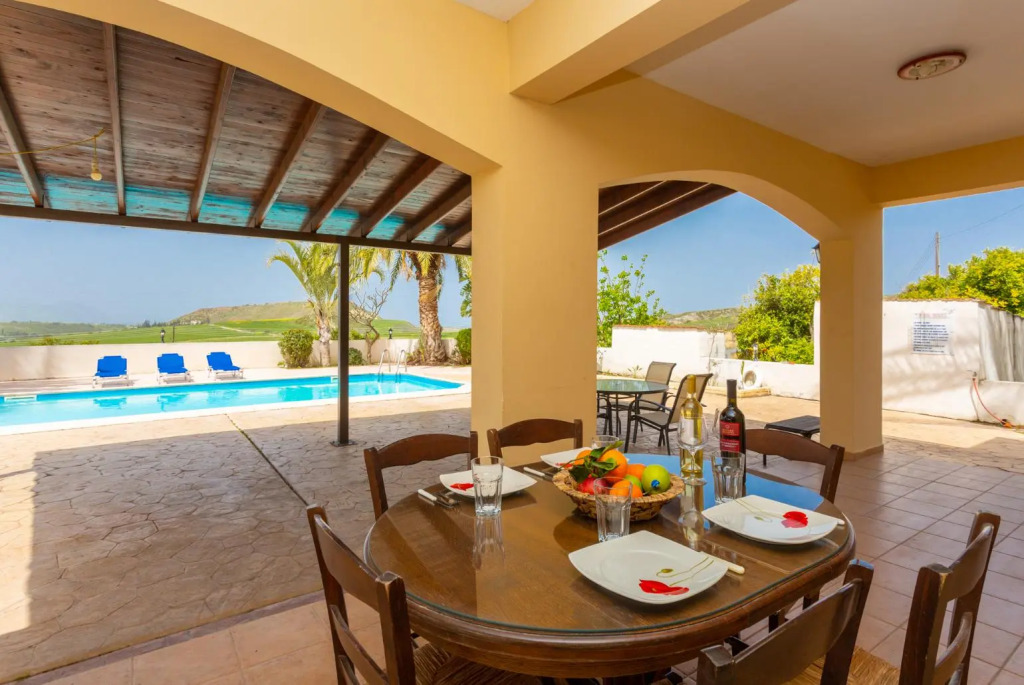 Villa Noni Large Private Pool AC WiFi