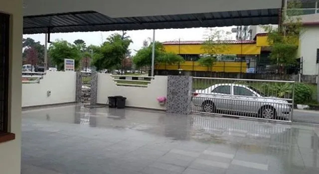Riverside Homestay