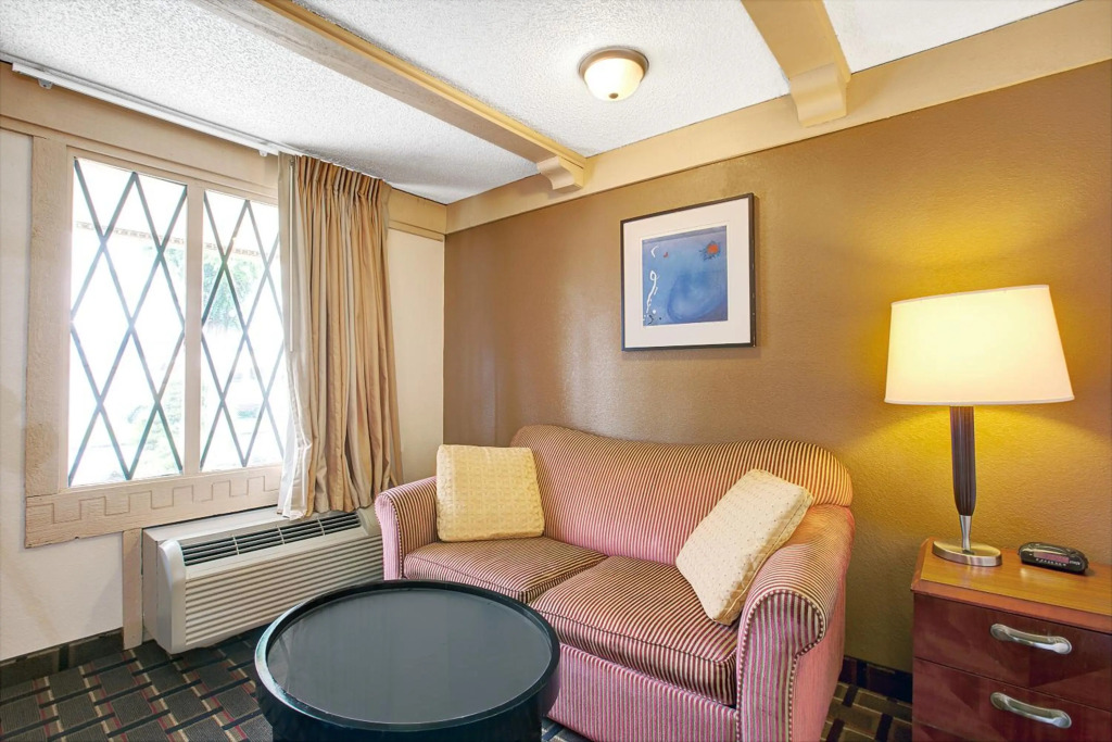 Knights Inn Greensburg