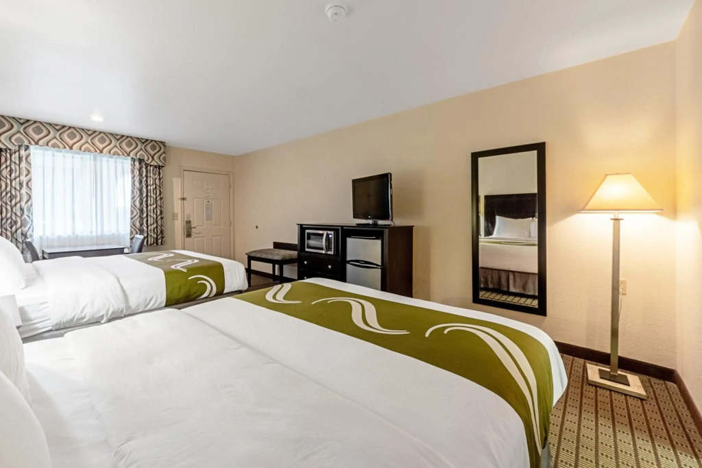 Quality Inn Three Rivers